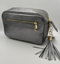Load image into Gallery viewer, Leather 2 zip camera crossbody bag