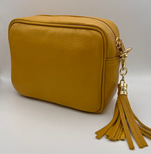 Load image into Gallery viewer, Leather 1 zip camera crossbody bag