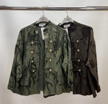 Load image into Gallery viewer, Camouflage cotton military jacket
