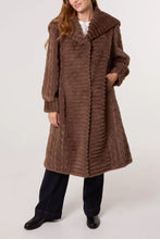 Load image into Gallery viewer, Teddy bear coat
