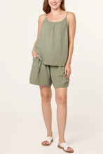 Load image into Gallery viewer, Cheesecloth strap short set
