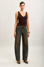 Load image into Gallery viewer, Toxik3 rhinestone sand washed jeans
