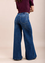 Load image into Gallery viewer, Toxik3 denim flared jeans
