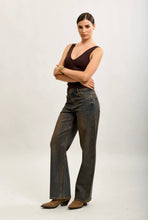 Load image into Gallery viewer, Toxik3 rhinestone sand washed jeans
