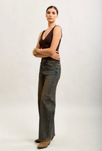 Load image into Gallery viewer, Toxik3 rhinestone sand washed jeans
