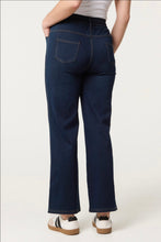 Load image into Gallery viewer, QED denim stretch trousers
