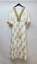 Load image into Gallery viewer, Paisley crochet dress
