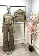 Load image into Gallery viewer, Melly leopard print denim jacket
