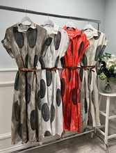 Load image into Gallery viewer, Linen printed shirt dress
