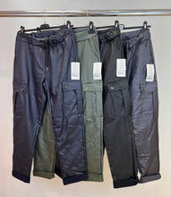 Load image into Gallery viewer, Leather look combat trouser
