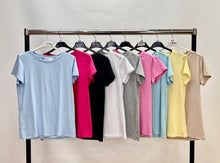 Load image into Gallery viewer, Basic cotton stretch t-shirt

