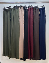 Load image into Gallery viewer, Amilla satin wide leg trouser
