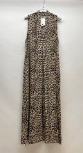 Load image into Gallery viewer, Leopard v-neck dress
