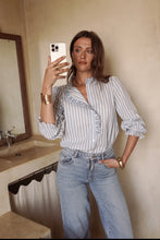 Load image into Gallery viewer, InApril 1986 cotton frill shirt
