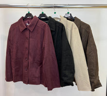 Load image into Gallery viewer, Suedette collar jacket
