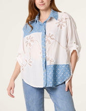 Load image into Gallery viewer, Denim detail flower embroidered shirt
