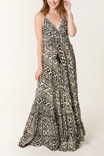 Load image into Gallery viewer, Abstract print strap dress
