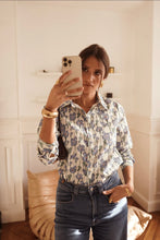 Load image into Gallery viewer, InApril 1986 cotton flower shirt
