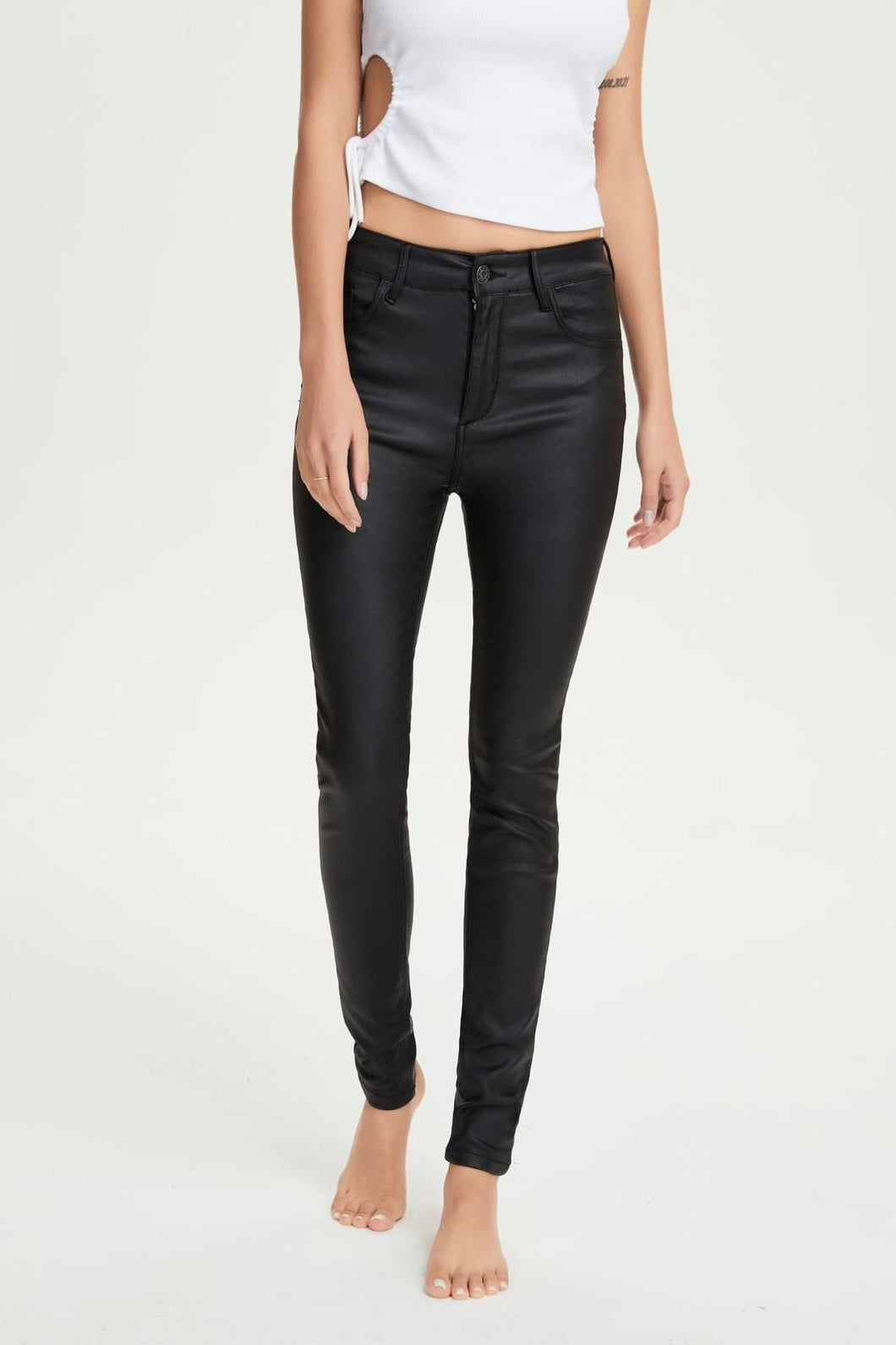 Melly leather one button jean