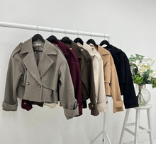 Load image into Gallery viewer, Cropped button detail jacket

