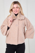 Load image into Gallery viewer, Faux fur collar jacket
