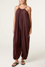Load image into Gallery viewer, Plain strap jumpsuit
