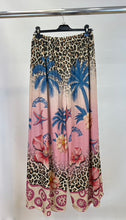 Load image into Gallery viewer, Joie printed lurex trouser
