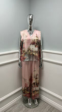 Load image into Gallery viewer, Venetian satin top
