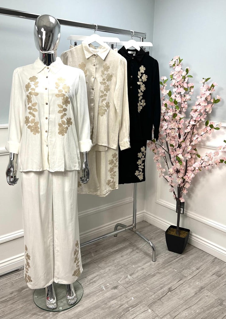 Linen embroidered suit
