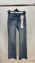 Load image into Gallery viewer, Girl Vivi patch pocket flare jeans
