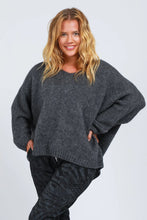 Load image into Gallery viewer, J&amp;L knitted v-neck jumper
