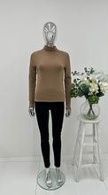 Load image into Gallery viewer, Mic Lorene high neck top
