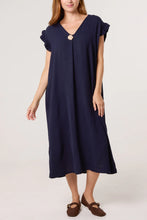Load image into Gallery viewer, Frill sleeve brooch dress
