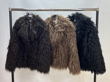 Load image into Gallery viewer, Shaggy lined jacket
