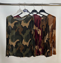Load image into Gallery viewer, Cashmere blend camouflage top
