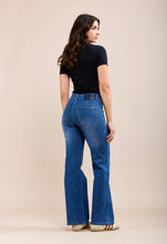 Load image into Gallery viewer, Toxik3 patch pocket jeans
