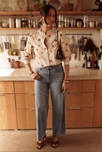 Load image into Gallery viewer, InApril 1986 beige embroidered shirt
