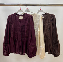 Load image into Gallery viewer, Bisou Project embroidered shirt
