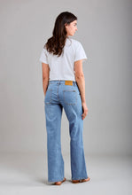 Load image into Gallery viewer, Toxik3 square pocket jeans
