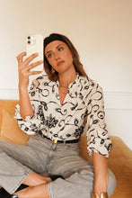 Load image into Gallery viewer, InApril 1986 flower embroidered shirt
