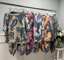 Load image into Gallery viewer, Printed cheesecloth cotton co-ord set
