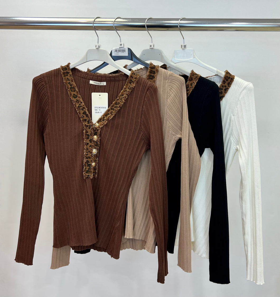 Leopard detail ribbed jumper