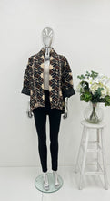 Load image into Gallery viewer, Geometric quilted jacket
