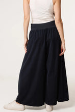 Load image into Gallery viewer, Corduroy wide leg trousers
