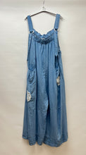 Load image into Gallery viewer, Denim applique dungaree
