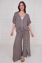 Load image into Gallery viewer, Sugarbabe stonewashed linen rouched top
