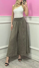 Load image into Gallery viewer, Linen wide leg trouser
