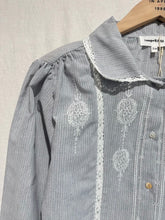 Load image into Gallery viewer, InApril 1986 cotton pinstripe embroidered shirt
