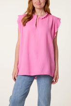 Load image into Gallery viewer, Cheesecloth sleeveless top
