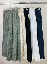 Load image into Gallery viewer, Broderie anglaise trouser
